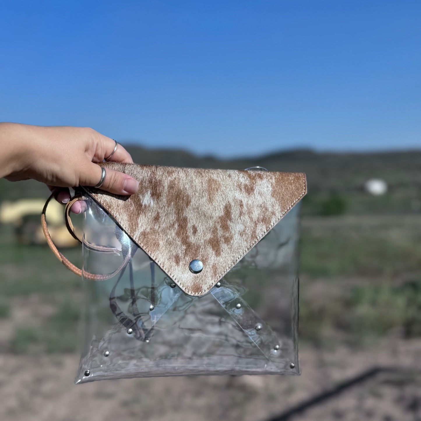 Veronica Cowhide - Clear Purse - TAN + WHITE